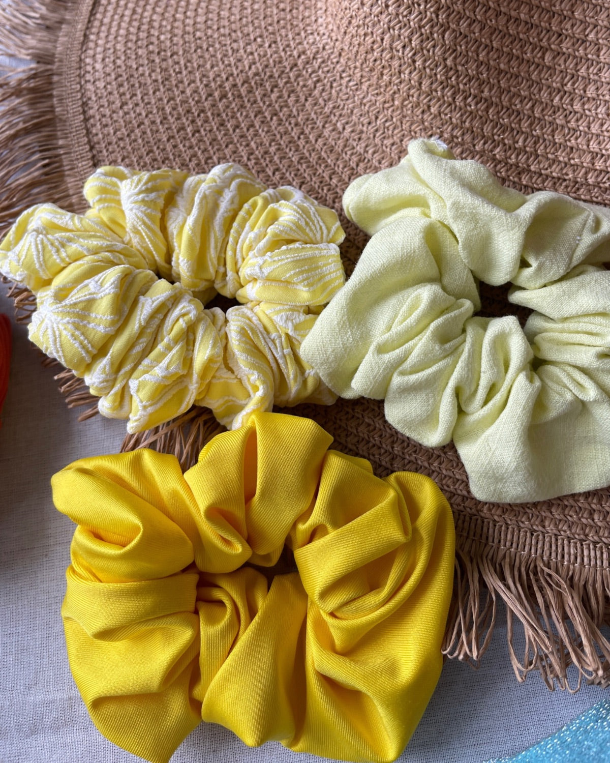 XL Scrunchies