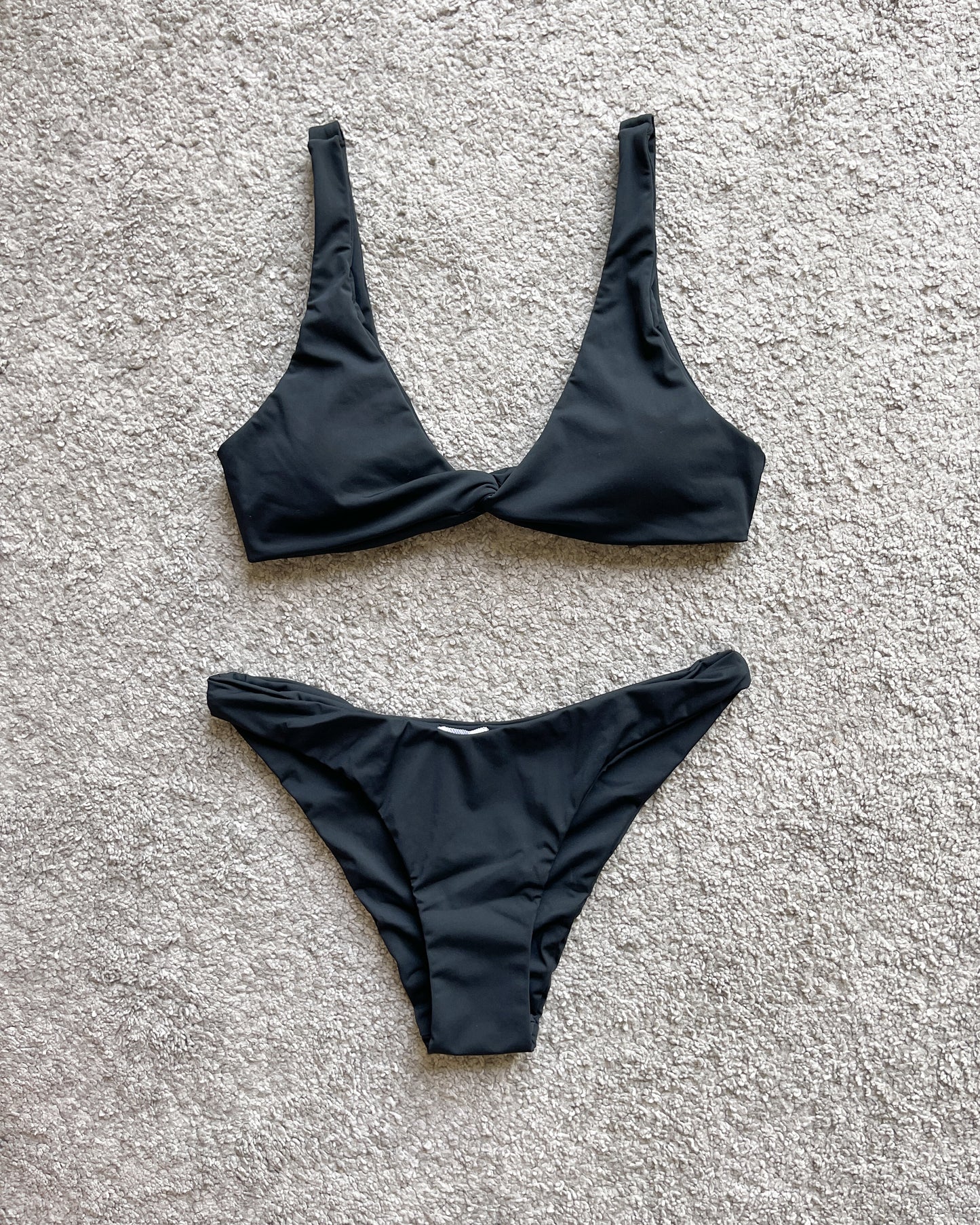 Victoria Set